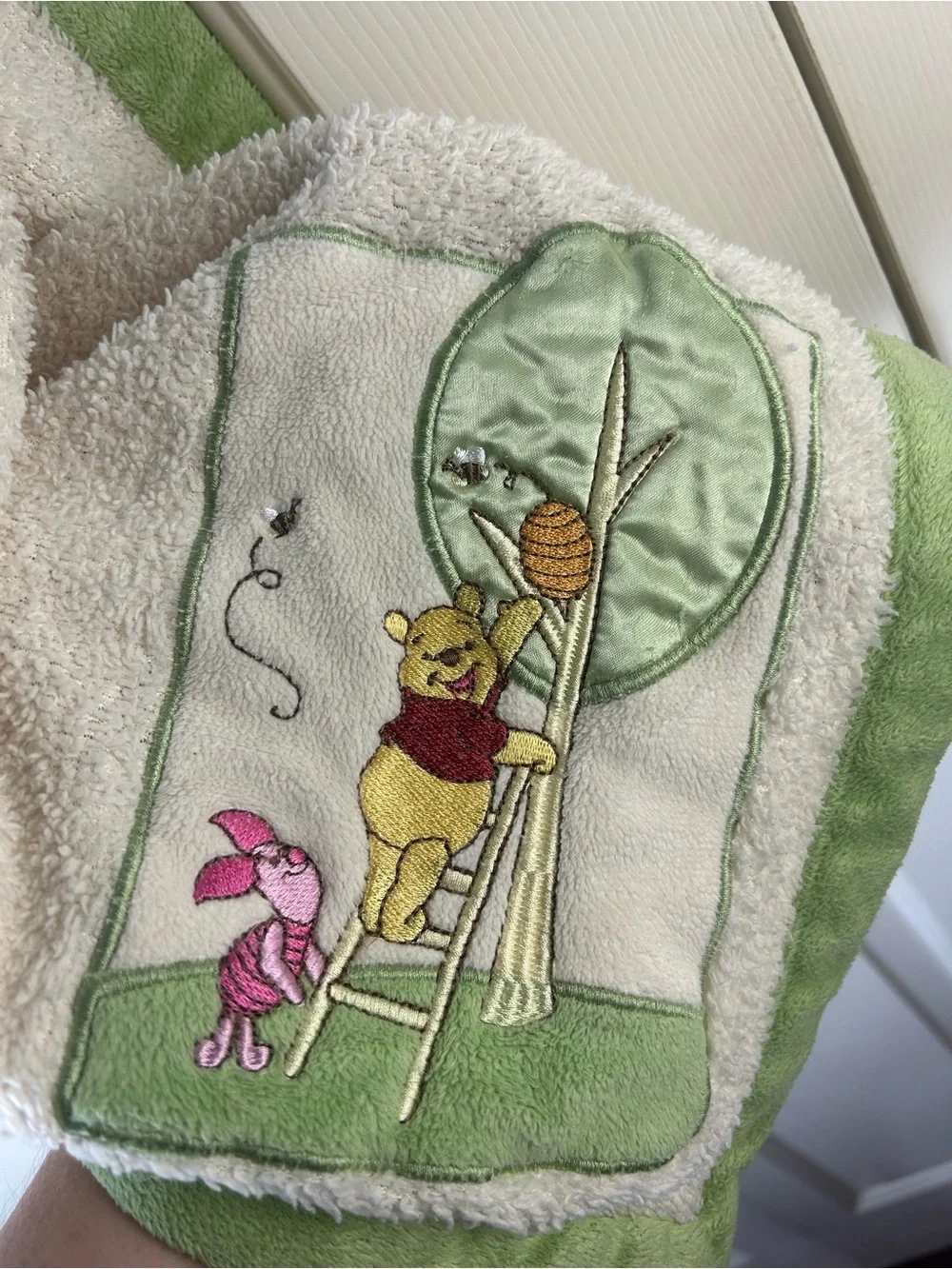 Disney Baby Pooh Piglet Blanket Tree Cream Green Edge Bee Hive Ladder Security